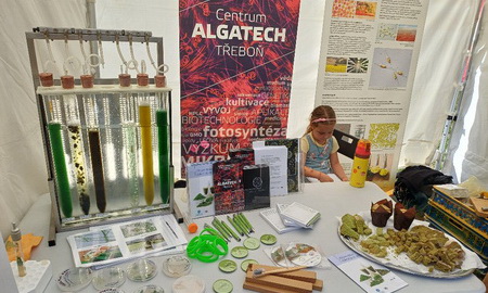Centrum ALGATECH Mikrobiologický ústav AV ČR