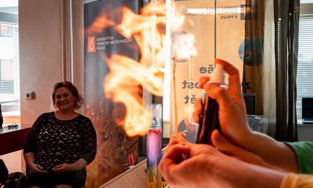 Ústav chemie přírodních látek při VŠCHT Praha